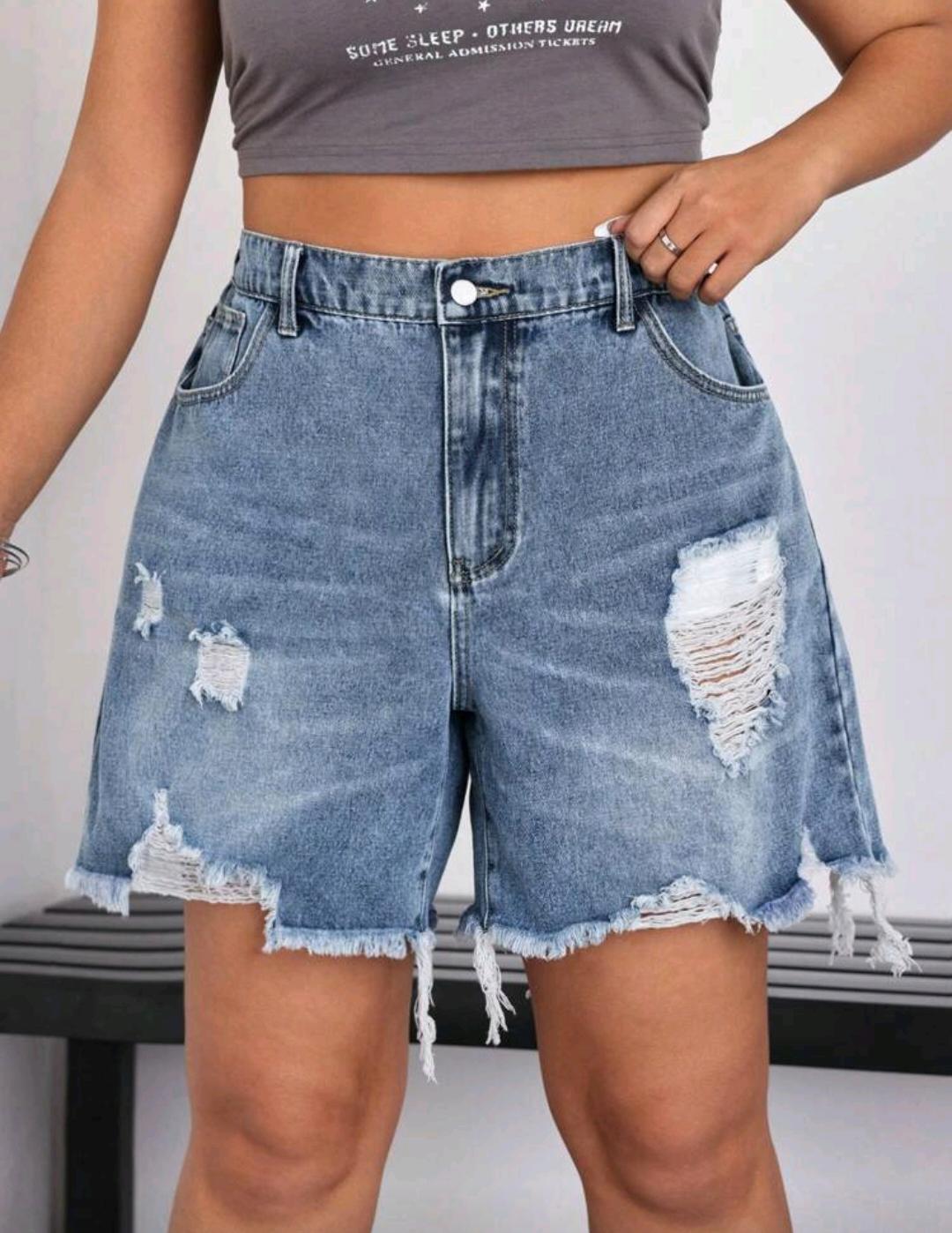 SHORT DE JEANS